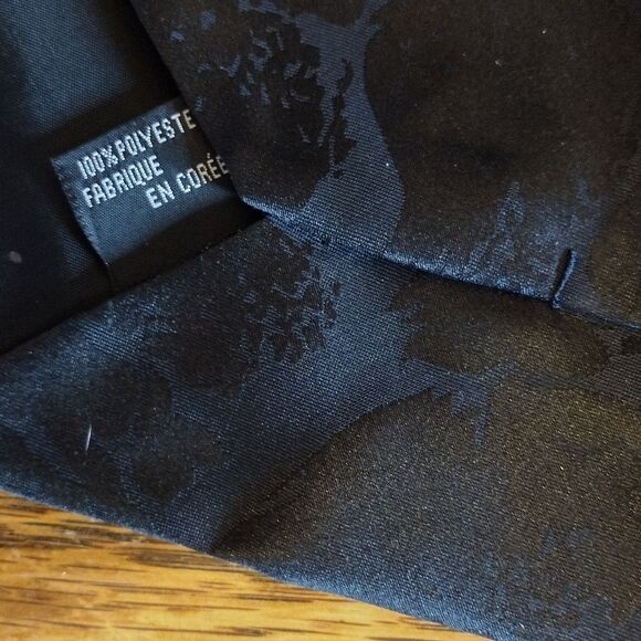 Vintage Looney Tunes tie - Picture 3 of 3